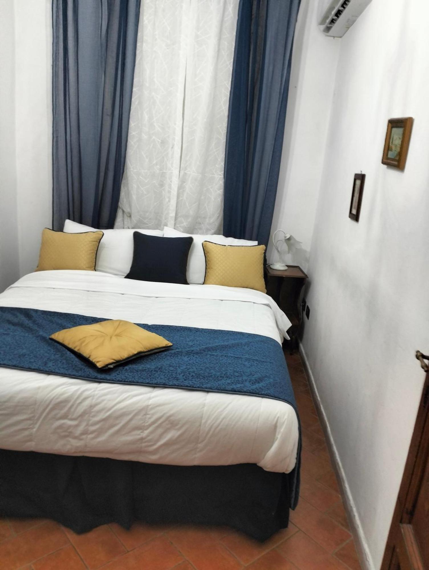 Palace Comfort Inn Pisa Exterior photo